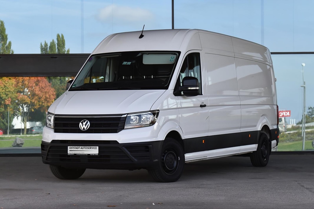 VW Crafter Kasten aus dem Gebrauchtwagenangebot, Frontansicht